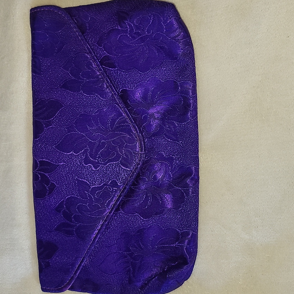 Vintage purple evening bag from the 1980s